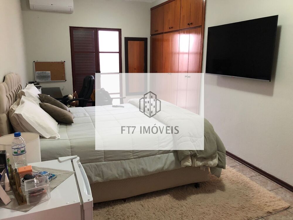 Casa à venda com 3 quartos, 250m² - Foto 9