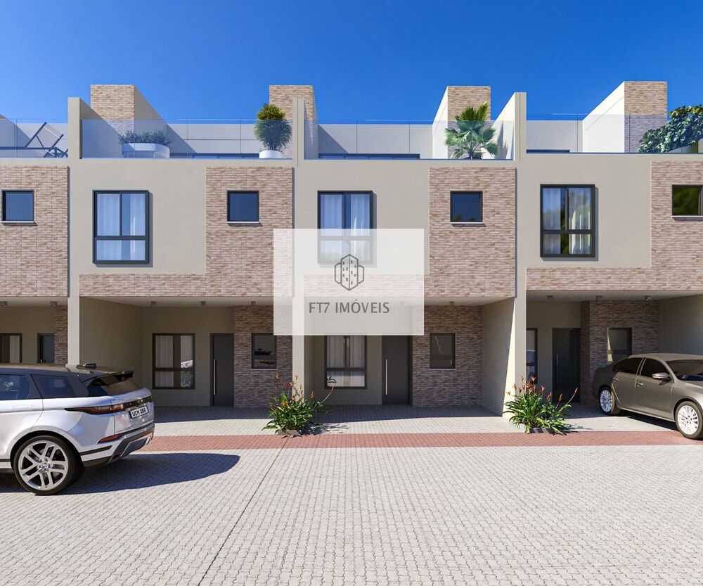 Casa à venda com 3 quartos, 130m² - Foto 2