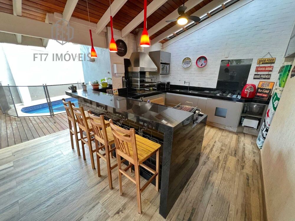 Casa, 3 quartos, 235 m² - Foto 18