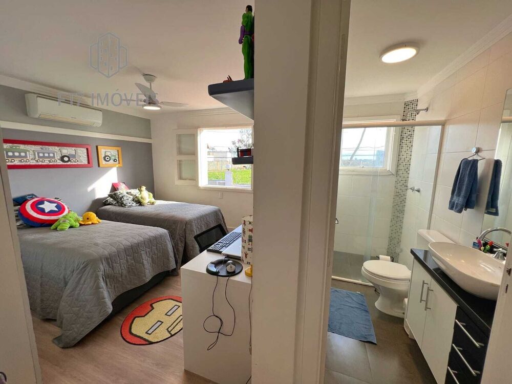 Casa, 3 quartos, 235 m² - Foto 23