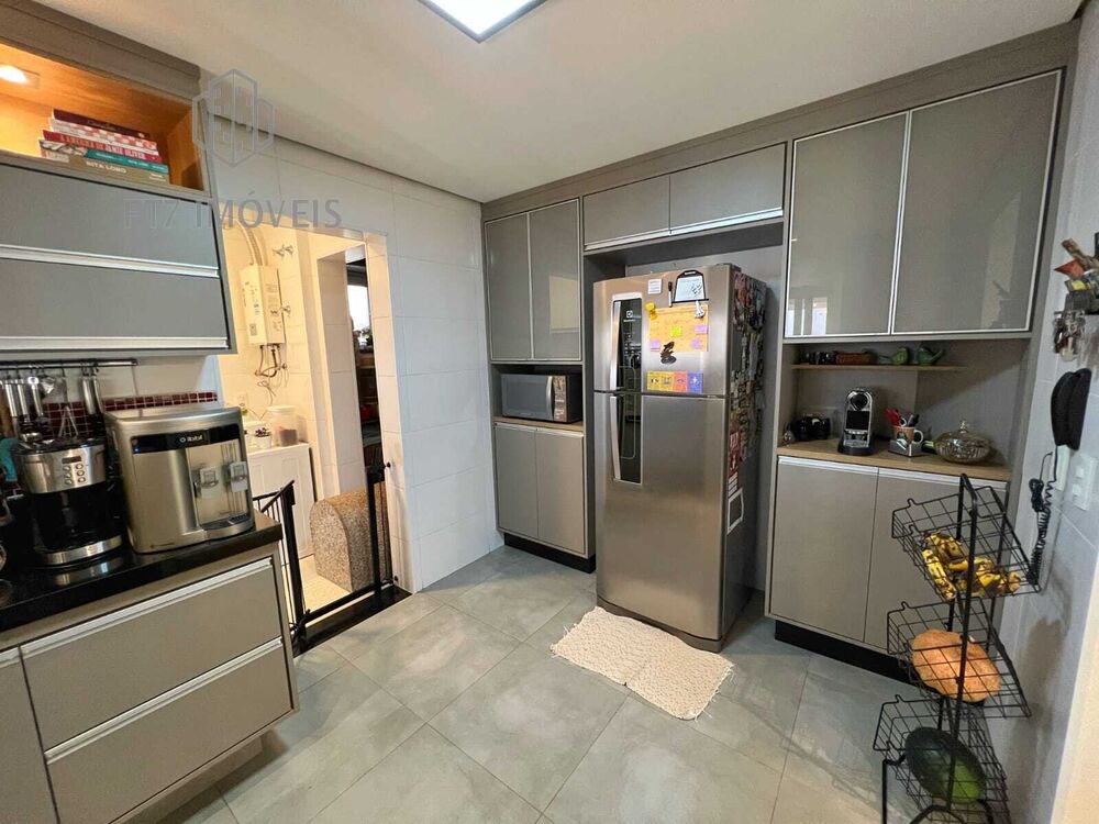 Casa, 3 quartos, 235 m² - Foto 2