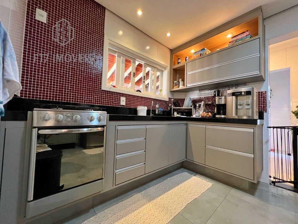 Casa, 3 quartos, 235 m² - Foto 39
