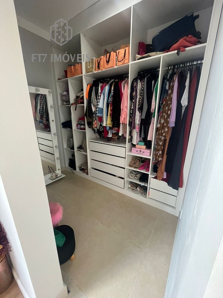 Sobrado à venda com 4 quartos, 252m² - Foto 29