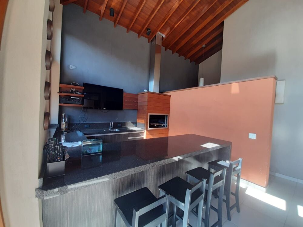 Casa, 4 quartos, 464 m² - Foto 1