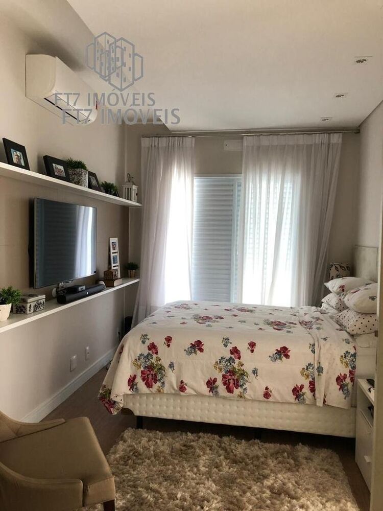 Casa, 3 quartos, 200 m² - Foto 1