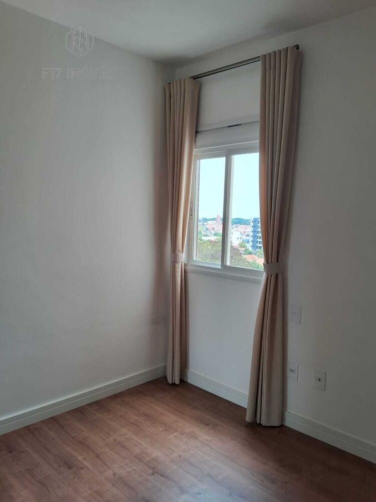 Apartamento à venda com 3 quartos, 95m² - Foto 18