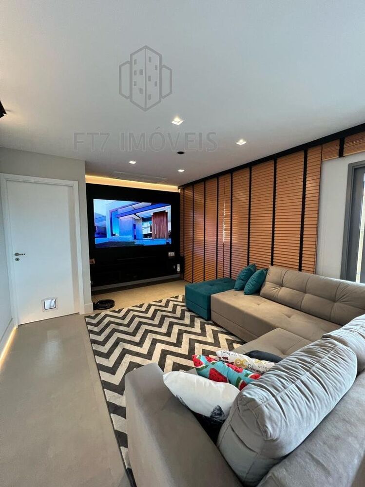 Apartamento, 3 quartos, 155 m² - Foto 1