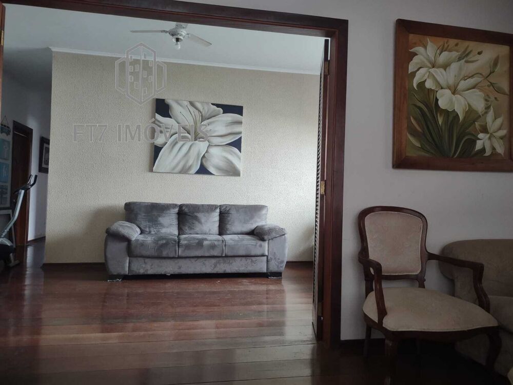 Casa, 3 quartos, 192 m² - Foto 4