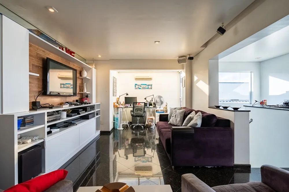 Cobertura, 3 quartos, 190 m² - Foto 2