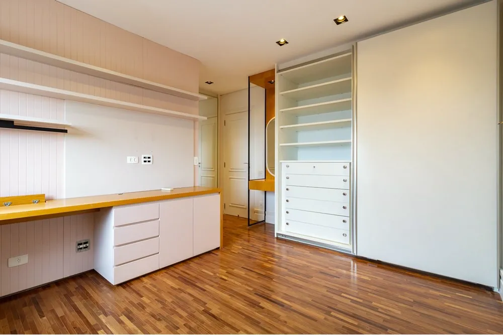 Apartamento, 3 quartos, 247 m² - Foto 1