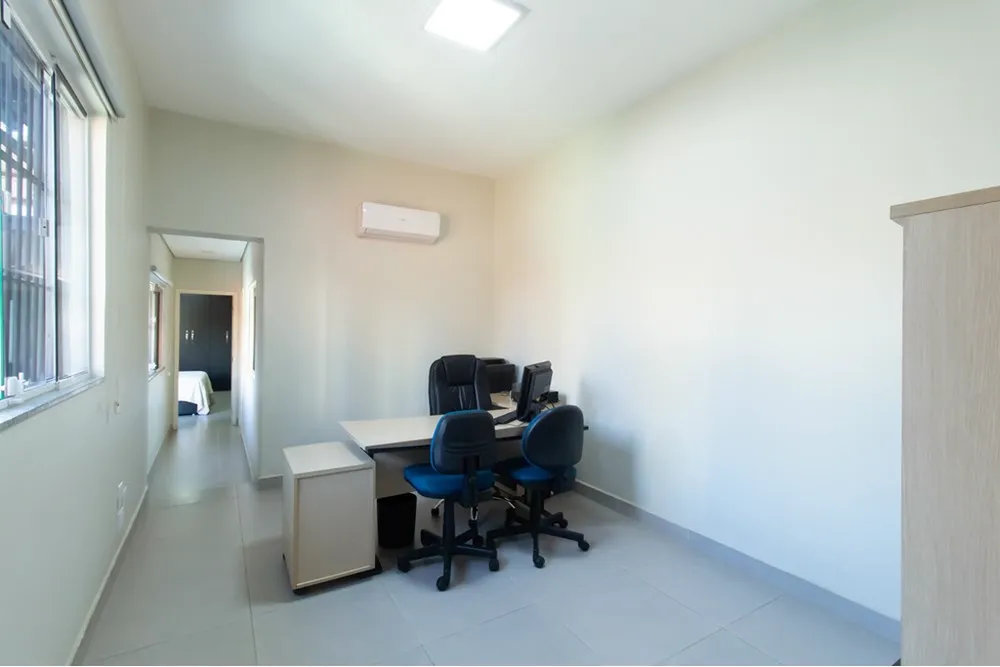 Casa, 3 quartos, 210 m² - Foto 4