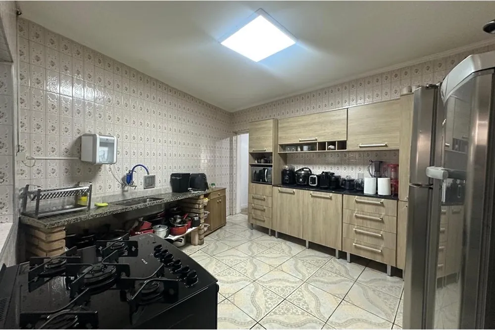Casa, 3 quartos, 215 m² - Foto 4