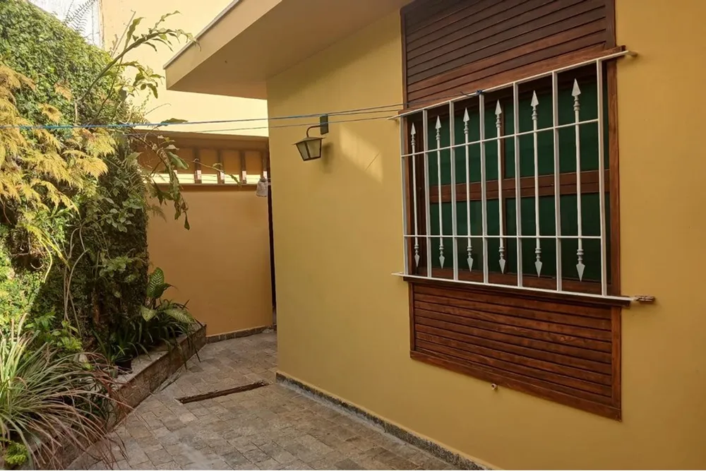 Casa, 3 quartos, 257 m² - Foto 1