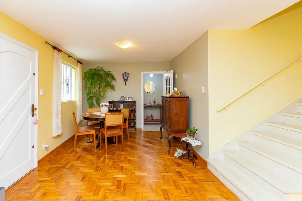 Casa, 4 quartos, 210 m² - Foto 2