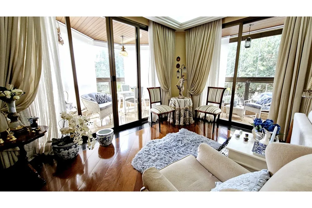 Apartamento, 4 quartos, 240 m² - Foto 1