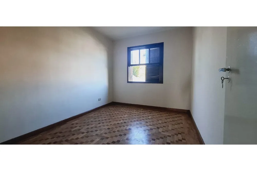 Casa, 6 quartos, 152 m² - Foto 3