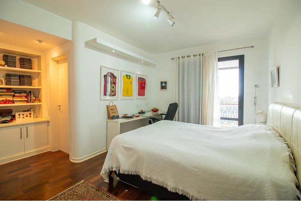 Apartamento, 4 quartos, 329 m² - Foto 1