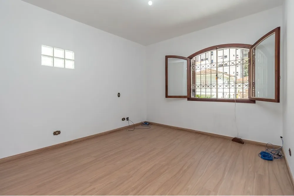 Casa, 4 quartos, 208 m² - Foto 2