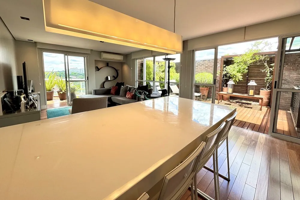 Cobertura, 3 quartos, 236 m² - Foto 3