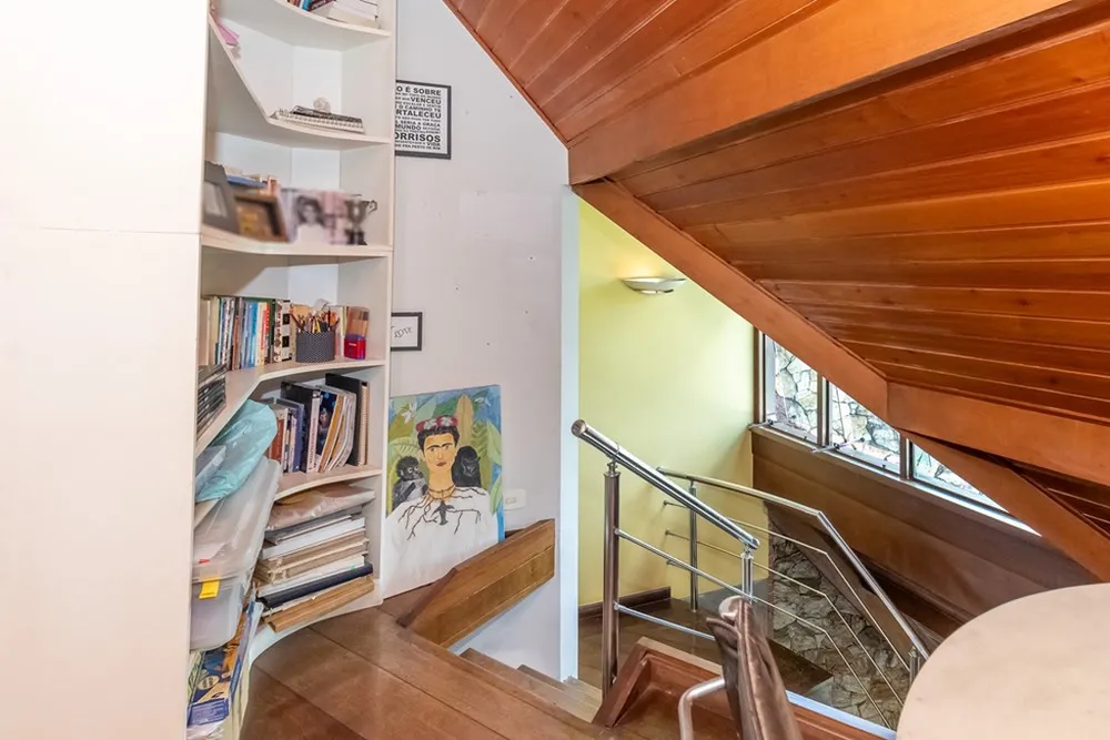 Casa, 4 quartos, 237 m² - Foto 2