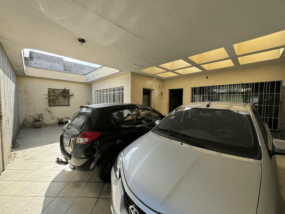 Casa, 3 quartos, 250 m² - Foto 1