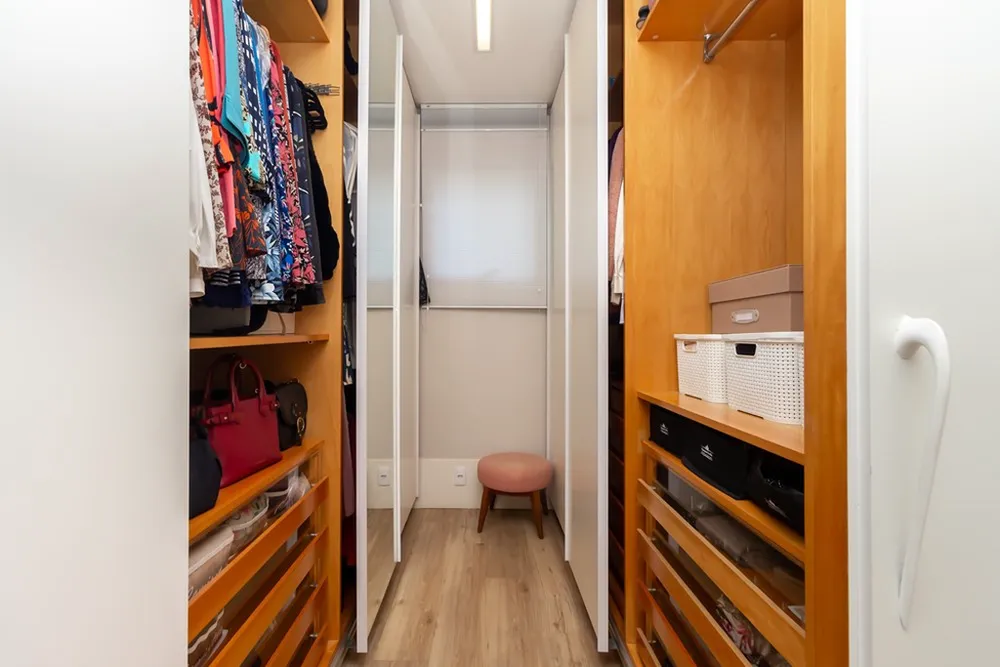 Apartamento, 4 quartos, 243 m² - Foto 1