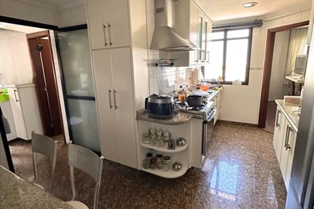 Apartamento, 4 quartos, 183 m² - Foto 2