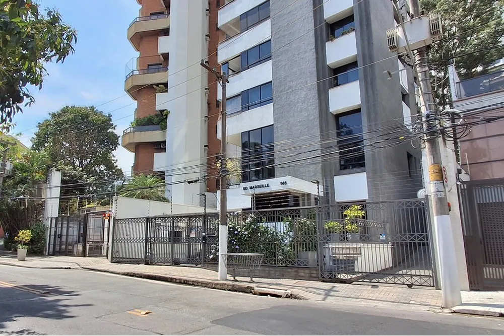 Apartamento, 3 quartos, 130 m² - Foto 1