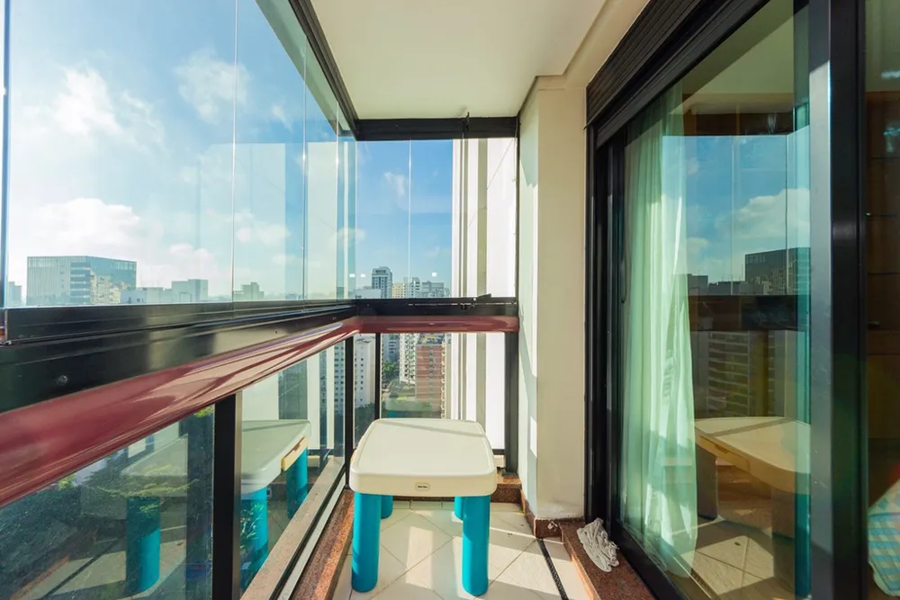 Apartamento, 4 quartos, 242 m² - Foto 4