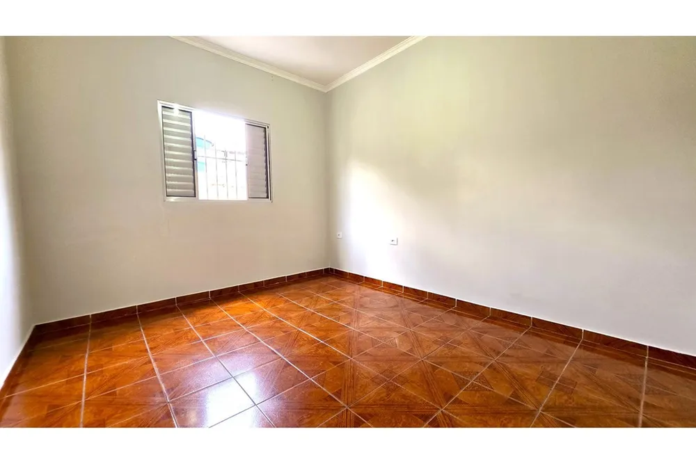 Casa, 2 quartos, 349 m² - Foto 1