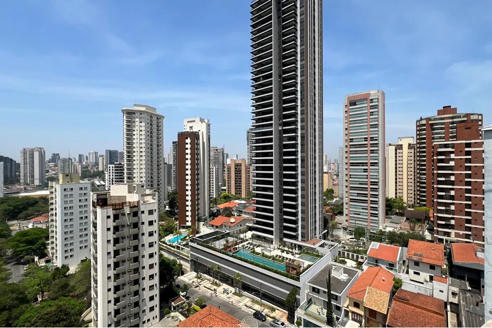 Apartamento, 4 quartos, 206 m² - Foto 1