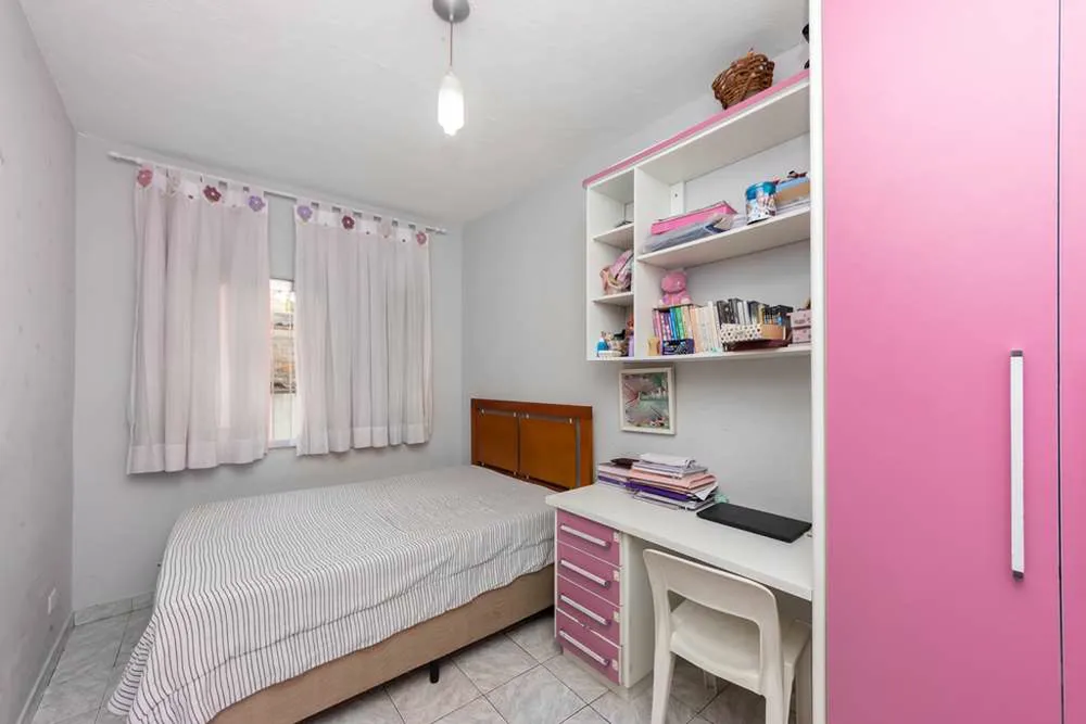Casa, 3 quartos, 261 m² - Foto 1