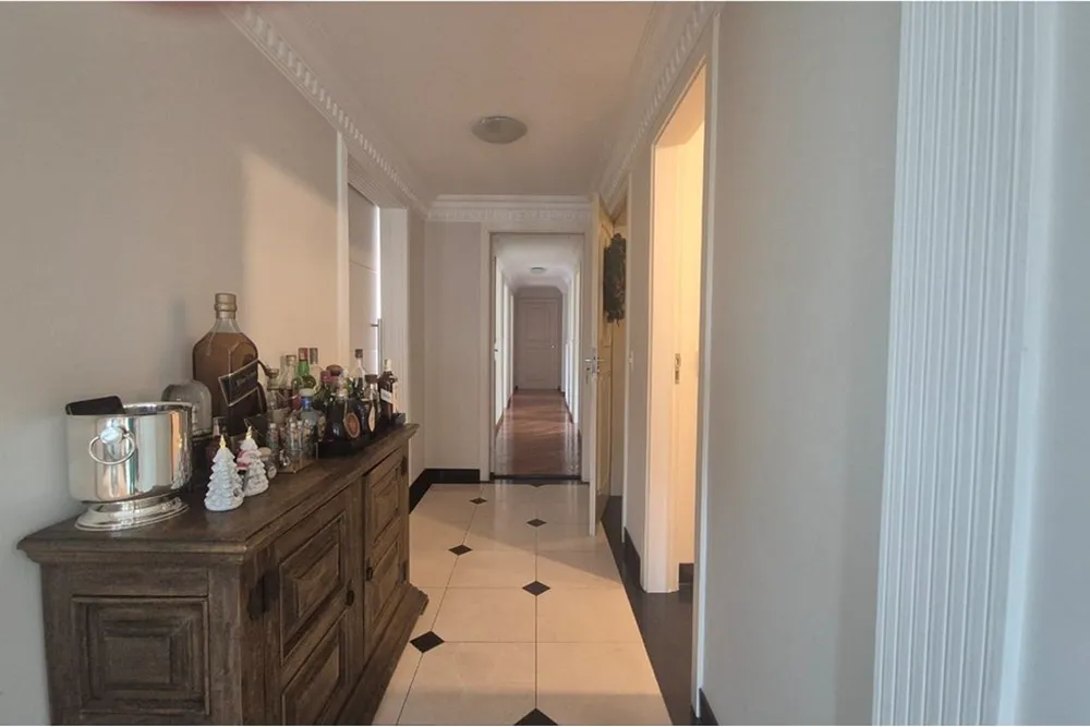 Apartamento, 4 quartos, 242 m² - Foto 1