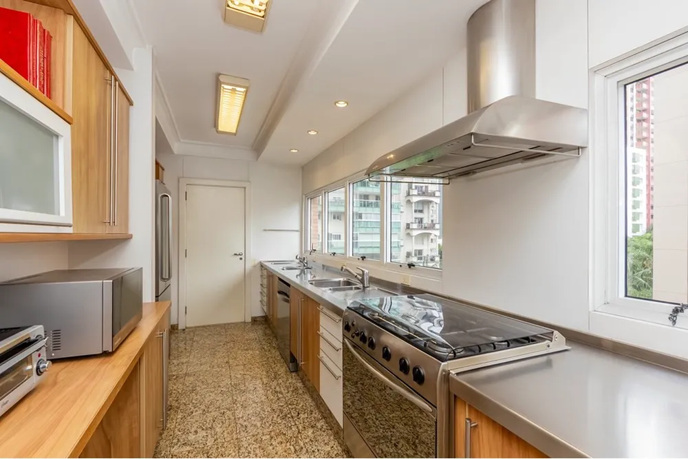 Apartamento, 3 quartos, 243 m² - Foto 3