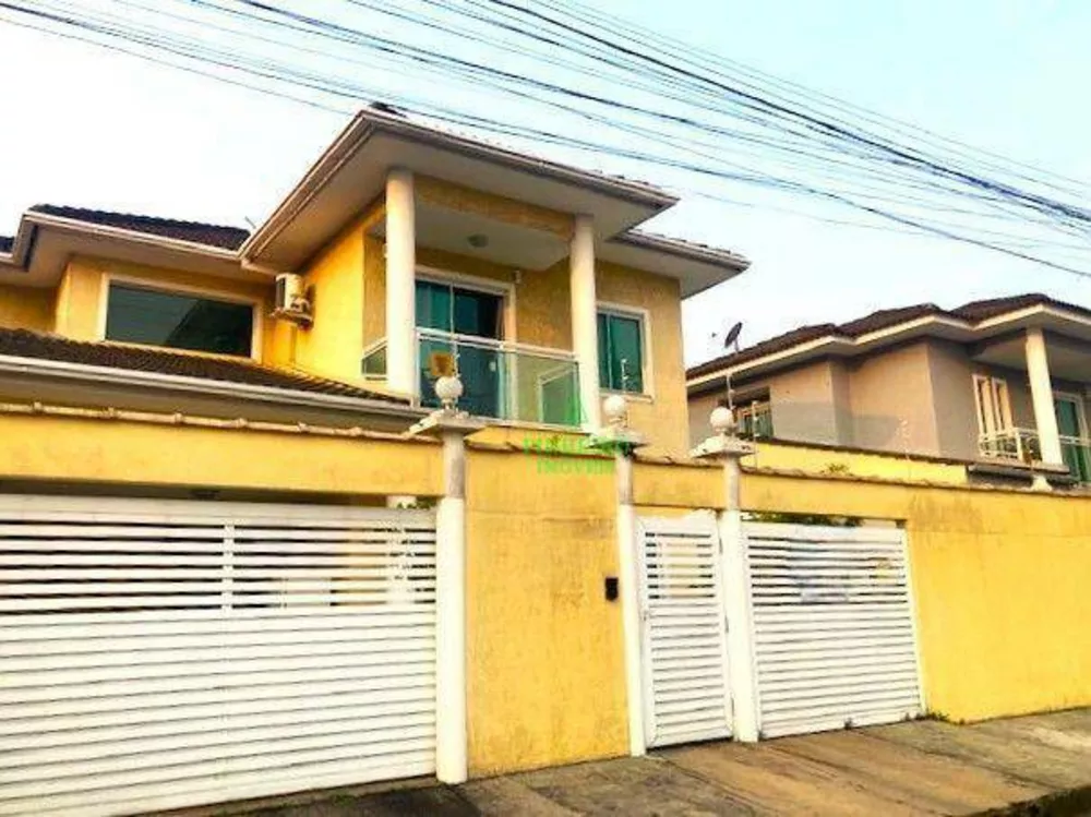 Casa, 4 quartos, 153 m² - Foto 1