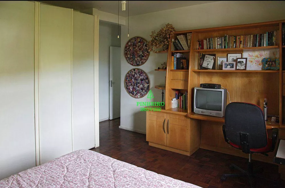 Casa, 3 quartos, 250 m² - Foto 11
