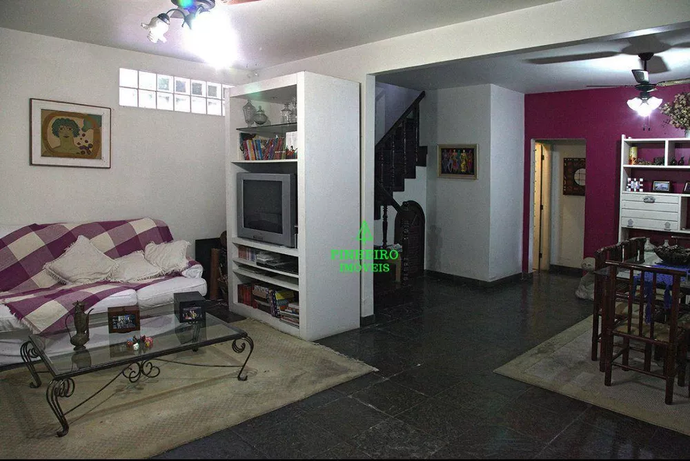 Casa, 3 quartos, 250 m² - Foto 3