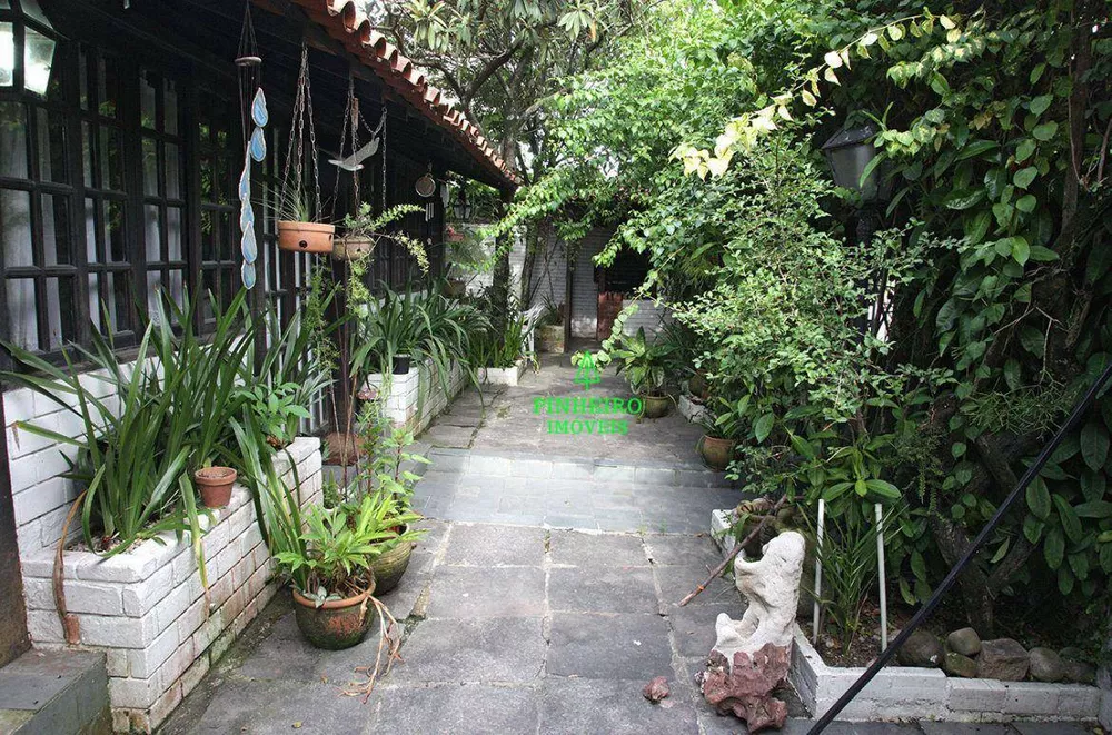 Casa, 3 quartos, 250 m² - Foto 15
