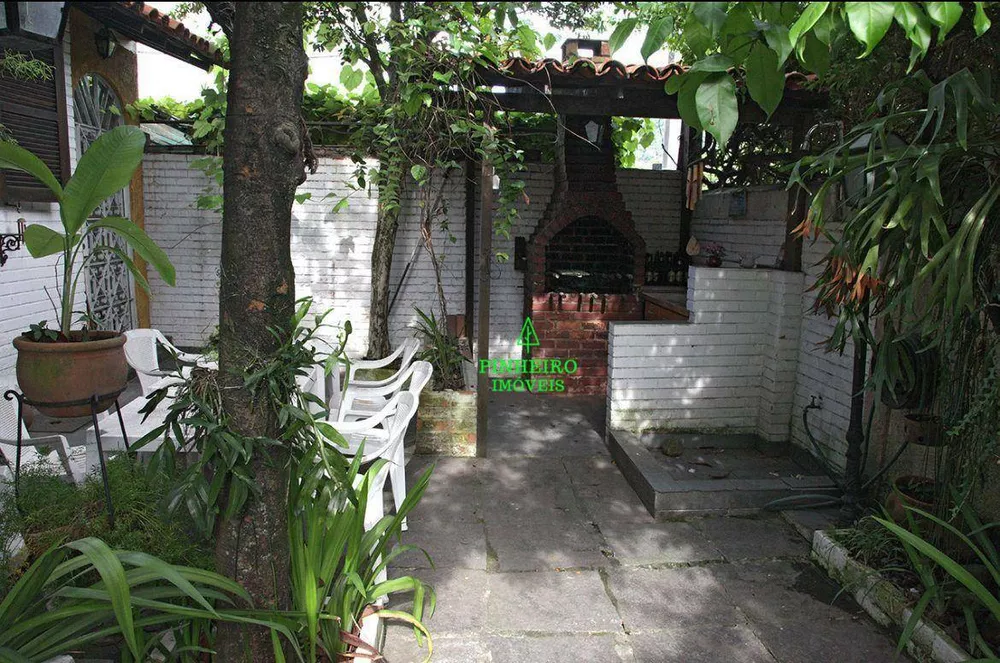Casa, 3 quartos, 250 m² - Foto 18