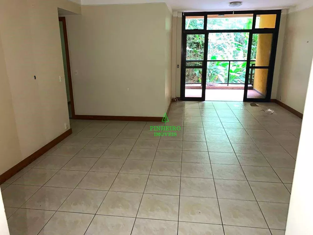 Apartamento, 3 quartos, 120 m² - Foto 2