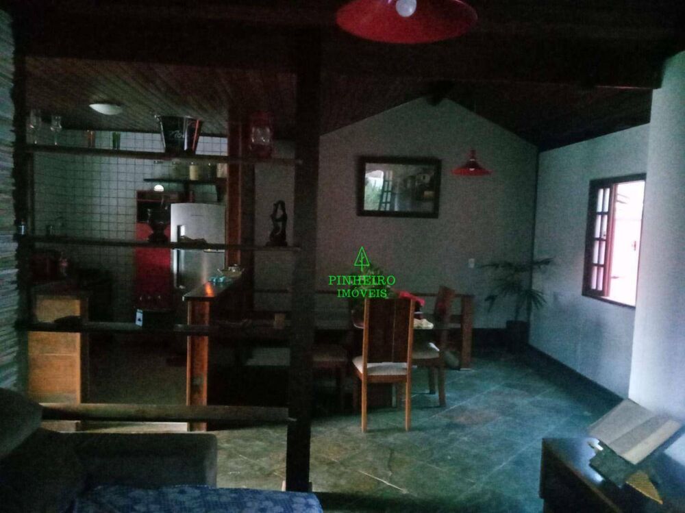 Casa à venda com 3 quartos, 150m² - Foto 11