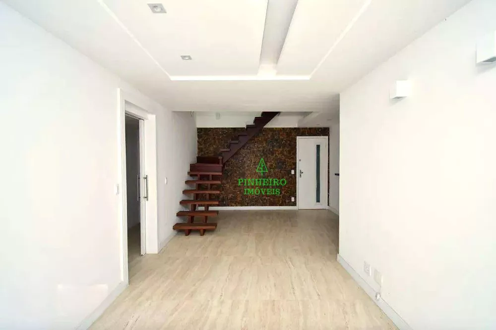 Cobertura, 3 quartos, 165 m² - Foto 3