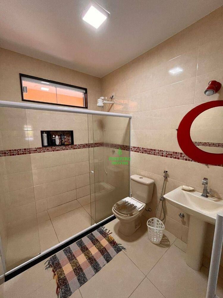 Casa de Condomínio à venda com 4 quartos, 442m² - Foto 2