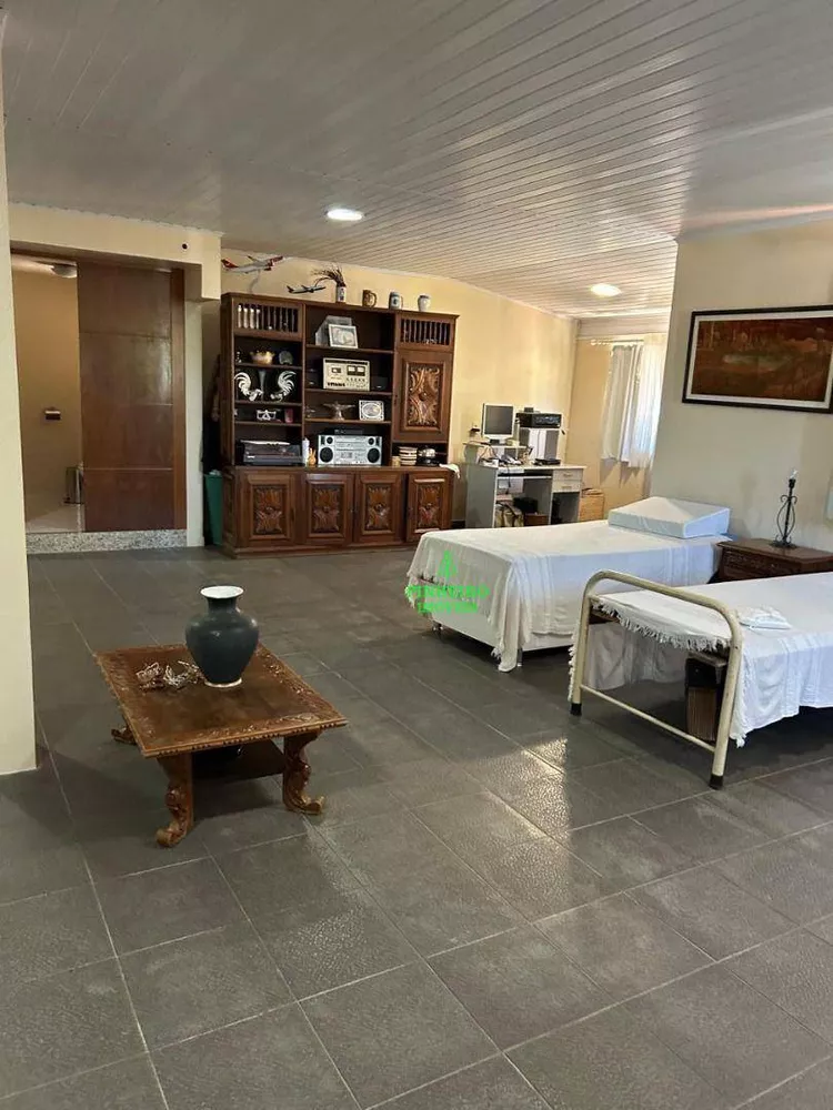 Casa, 4 quartos, 238 m² - Foto 9