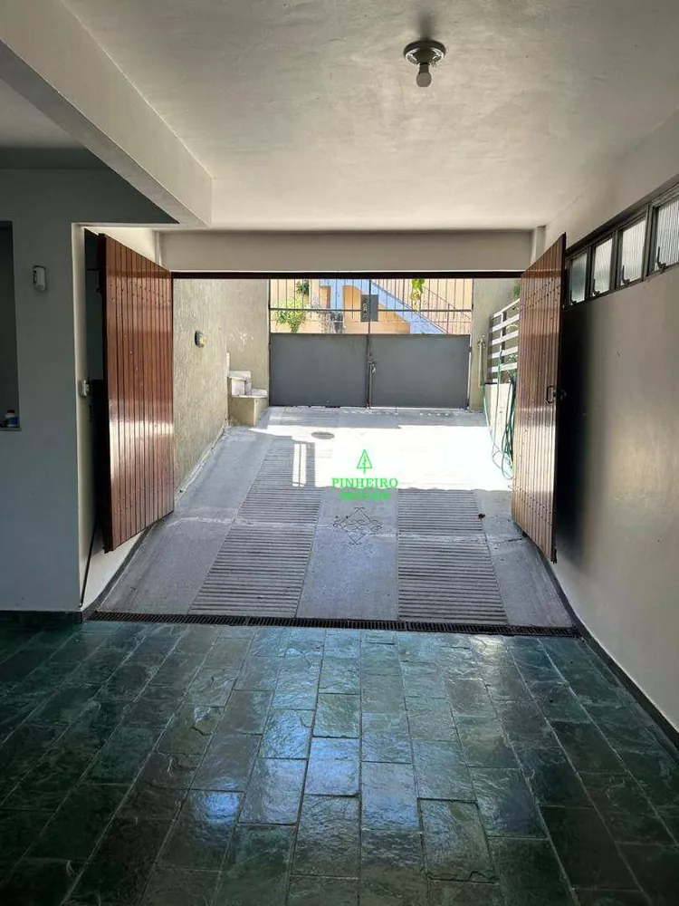Casa, 4 quartos, 238 m² - Foto 32