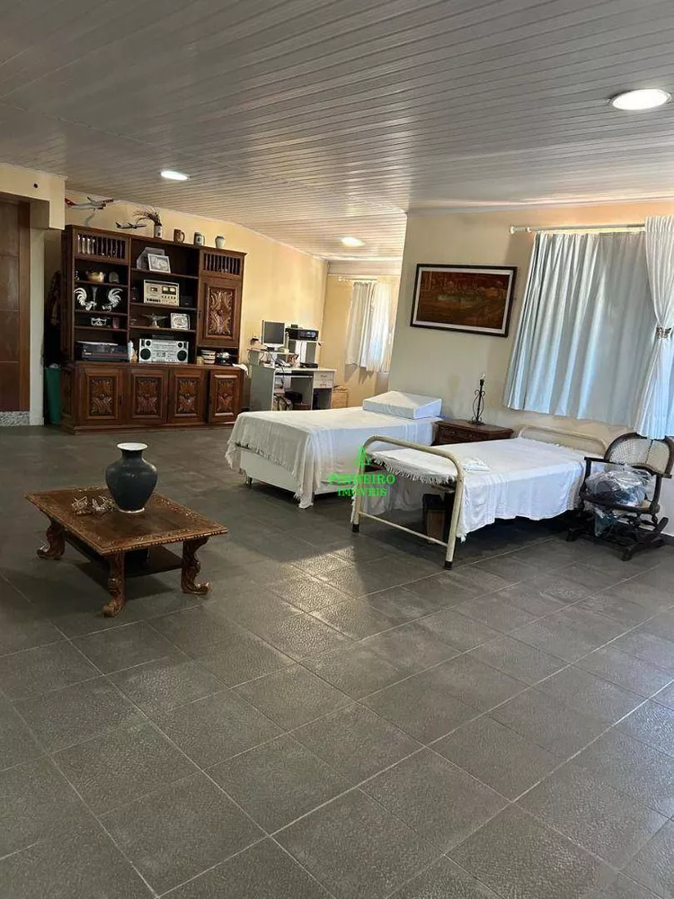 Casa, 4 quartos, 238 m² - Foto 30