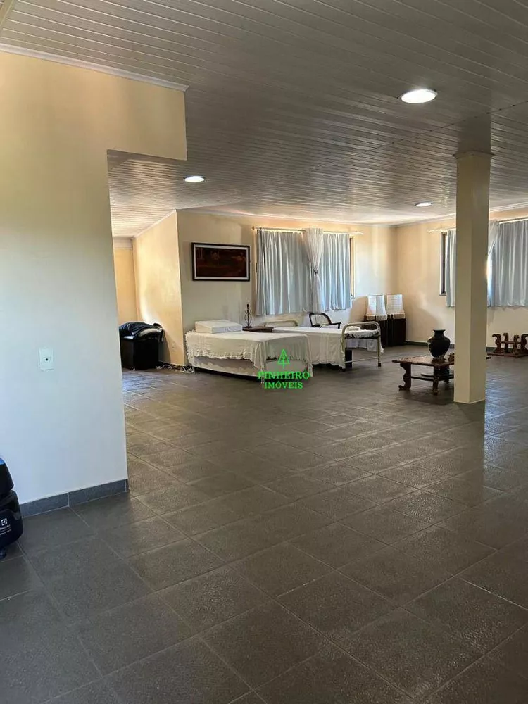 Casa, 4 quartos, 238 m² - Foto 8