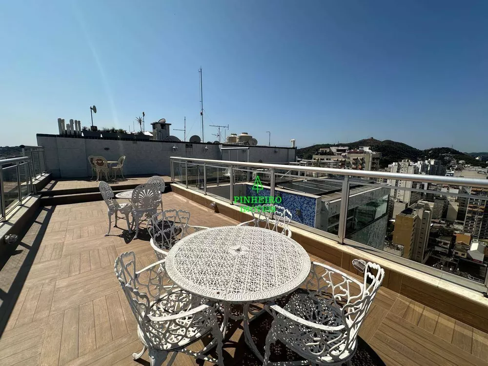 Cobertura, 3 quartos, 240 m² - Foto 1