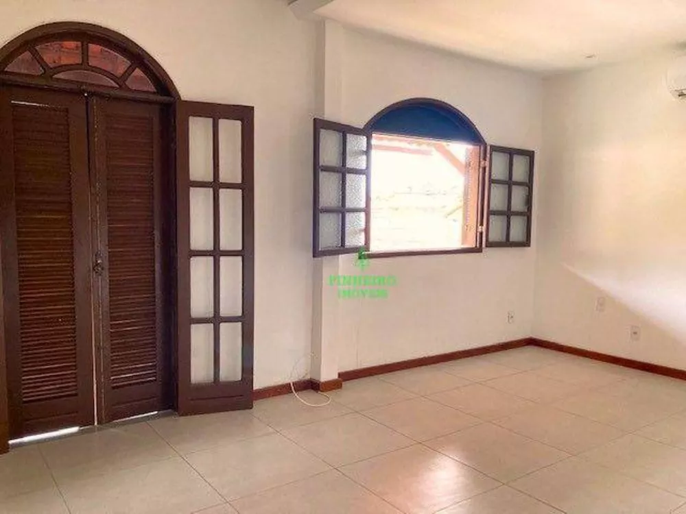 Casa, 4 quartos, 260 m² - Foto 11
