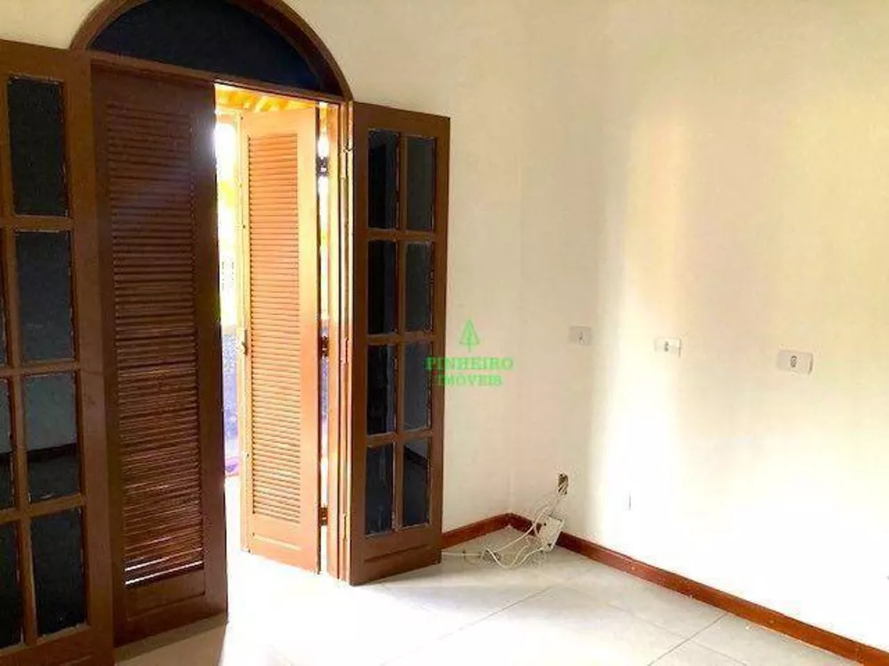 Casa, 4 quartos, 260 m² - Foto 10